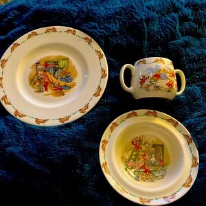 Royal Doulton Bunnykins set